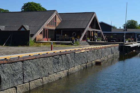 Larvikitt som varig byggestein i norsk natur og infrastruktur